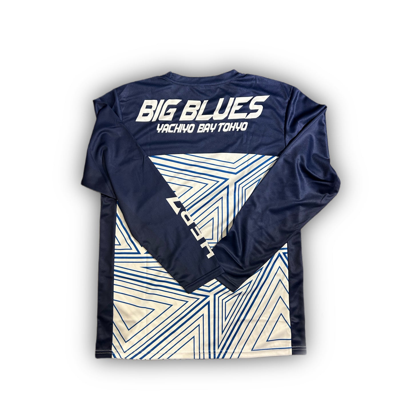 BIG BLUES Yachiyo Bay Tokyo long sleeve T-shirt